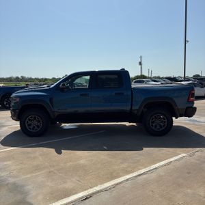 صورة 3 لـ 2024 RAM 1500 TRX