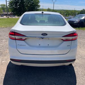 FORD FUSION SE - 7