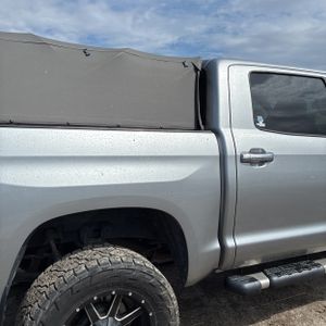 TOYOTA TUNDRA - 9