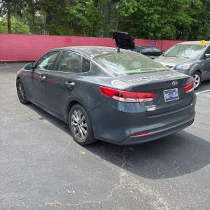KIA OPTIMA LX - 5