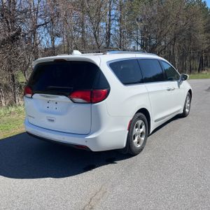 CHRYSLER PACIFICA TOURING-L PLUS - 8
