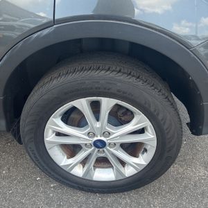 صورة مصغرة 18 لـ 2018 FORD ESCAPE SEL