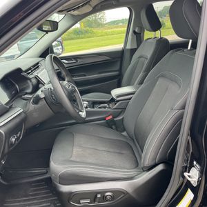 2023 JEEP GRAND CHEROKEE LAREDO 缩略图 32