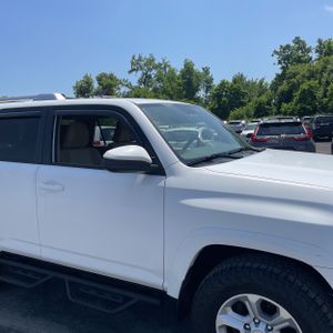 2014 Toyota 4RUNNER SR5 thumbnail 13