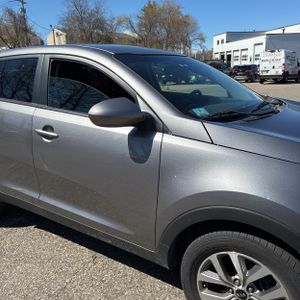 KIA SPORTAGE - 9