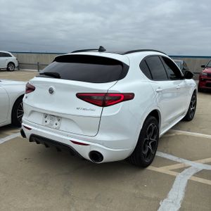 2023 ALFA Romeo STELVIO VELOCE — фото 8