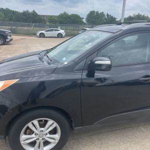 HYUNDAI TUCSON GLS - 2