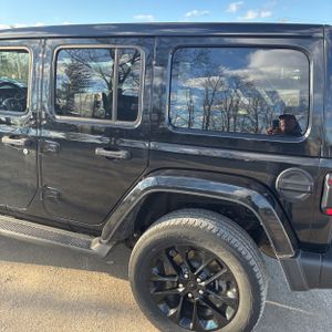 JEEP WRANGLER 4XE SAHARA 4X4 - 6