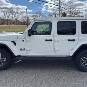 JEEP WRANGLER 4-DOOR SAHARA 4X4 - 4