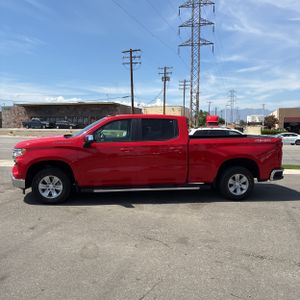 صورة 3 لـ 2024 Chevrolet SILVERADO 1500 LT