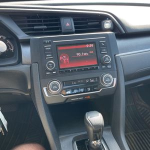 صورة مصغرة 36 لـ 2016 Honda CIVIC LX