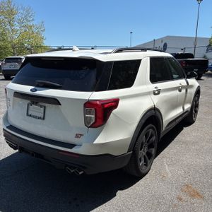 FORD EXPLORER ST - 7