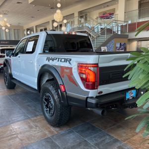 FORD F-150 RAPTOR - 4