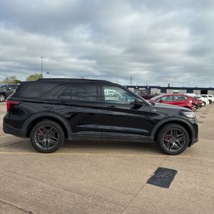 FORD EXPLORER ST-LINE - 10