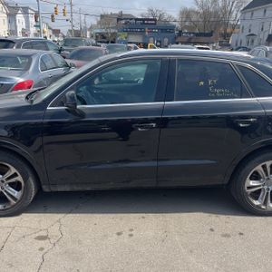 AUDI Q3 2.0T PREMIUM PLUS - 4