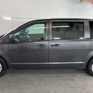 صورة 4 لـ 2019 Dodge GRAND CARAVAN SE