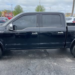 FORD F-150 PLATINUM - 4