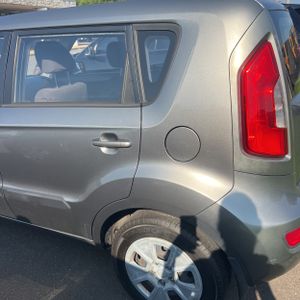 صورة 6 لـ 2013 KIA SOUL BASE