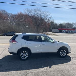 NISSAN ROGUE SV - 10