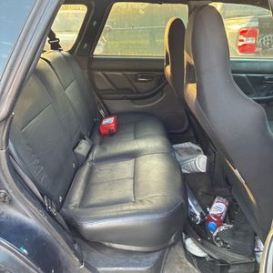2002 Subaru OUTBACK BASE — миниатюра 32