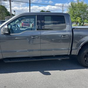 FORD F-150 LARIAT - 4