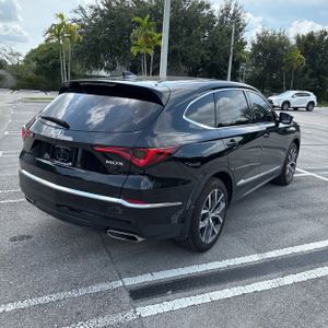 صورة 8 لـ 2024 Acura MDX W/TECH