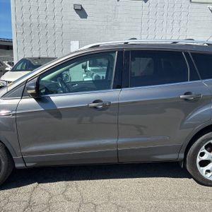FORD ESCAPE TITANIUM - 4