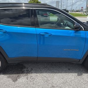 2023 JEEP COMPASS LIMITED thumbnail 11