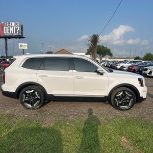 KIA TELLURIDE - 10