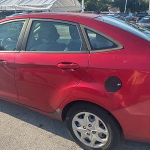 صورة 6 لـ 2011 FORD FIESTA SE