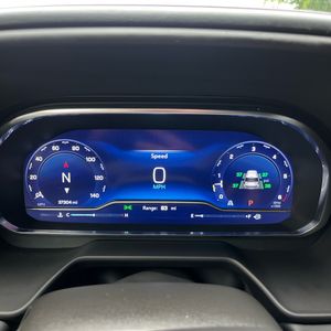 2024 Chevrolet SUBURBAN LT photo 42