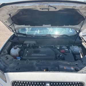 2019 Lincoln NAUTILUS RESERVE — миниатюра 46