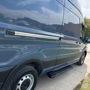 FORD TRANSIT 250 - 9