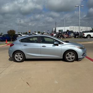 2017 Chevrolet CRUZE LT AUTO — фото 10