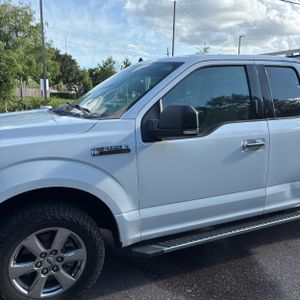 FORD F-150 XLT - 2