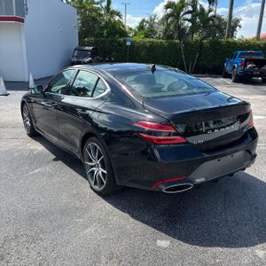 2025 Genesis G70 2.5T STANDARD photo 5