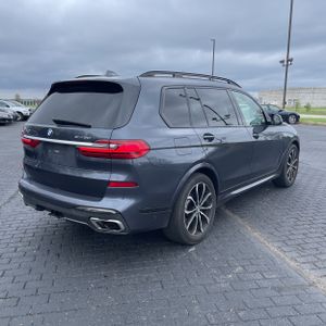 BMW X7 XDRIVE50I - 8
