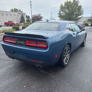 DODGE CHALLENGER - 8