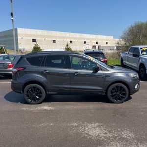 FORD ESCAPE SE - 10