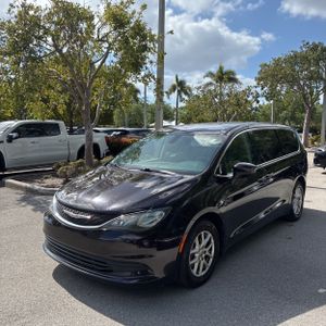 CHRYSLER PACIFICA TOURING - 1