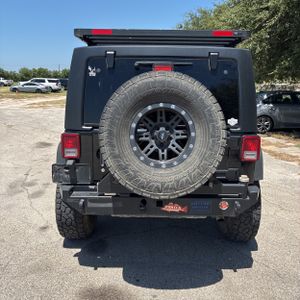 صورة 7 لـ 2016 JEEP WRANGLER UNLIMITED SPORT
