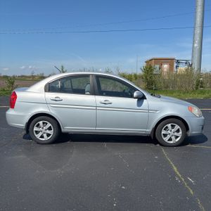 HYUNDAI ACCENT - 10