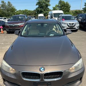 صورة مصغرة 15 لـ 2013 BMW 320I XDRIVE