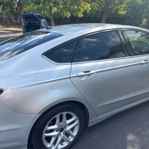 FORD FUSION SE - 9