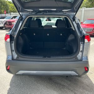 2022 Toyota COROLLA CROSS LE 照片 42