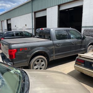 صورة 10 لـ 2018 FORD F-150 LARIAT