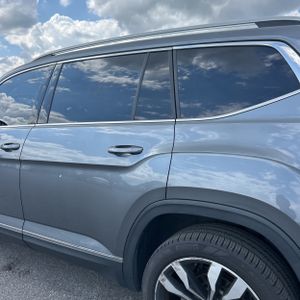 Volkswagen Atlas V6 SEL Premium 4Motion - 6