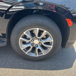 2024 Chevrolet TAHOE LS thumbnail 19