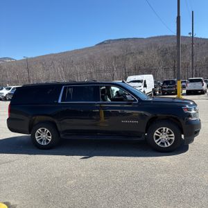 CHEVROLET SUBURBAN LT - 10