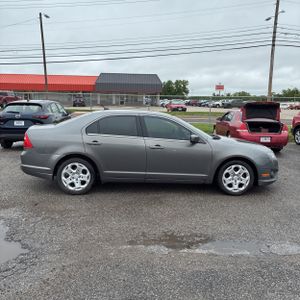 FORD FUSION SE - 10